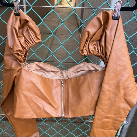 Camel Vegan Faux Leather Cropped Top M - Picture 9 of 14